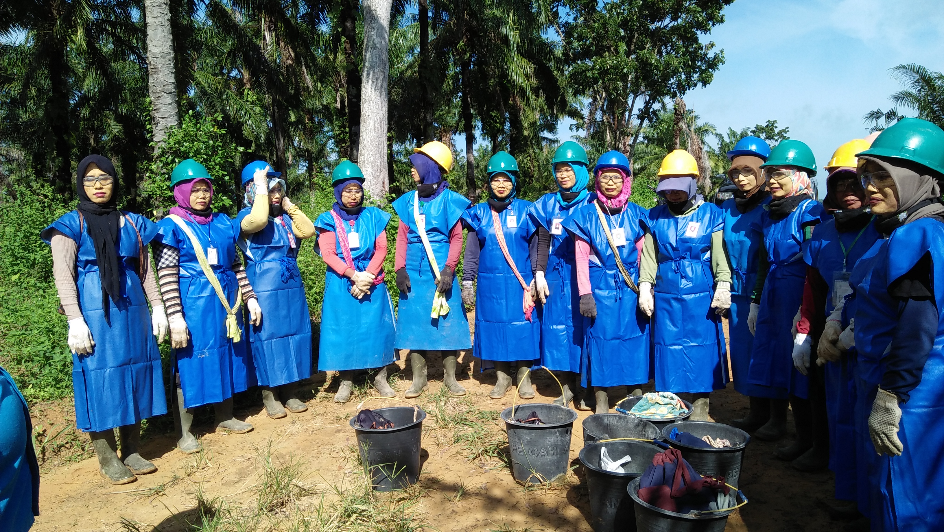 Manuring Gang at Estate